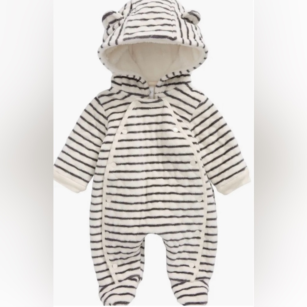 NWOT Nordstrom Baby Bunting